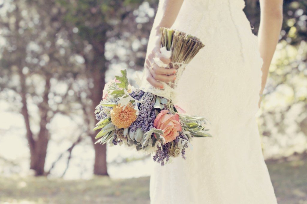 5 Ideas for a Greener Wedding by My Kind Closet on The Good Beginning